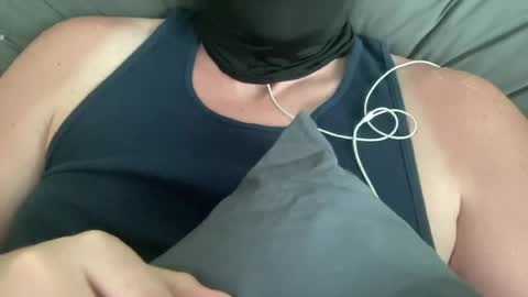 Snapshot of gurujoe78 chatting on June 2026 01:24:02 PM gurujoe78 online show from June 2026 01:24:02 PM