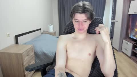 guy_liam1 online show from March 2026 07:35:02 AM