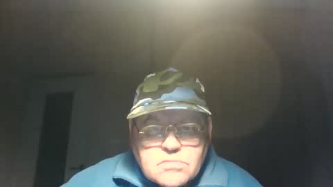 guyboy73 online show from October 2025 11:38:02 PM