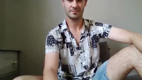 Snapshot of guyhardon chatting on February 2026 09:23:02 AM Guy Hardon online show from February 2026 09:23:02 AM