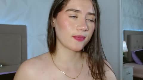 Gwen Drew online show from February 2026 03:31:01 PM