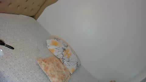 Snapshot of gwynmylove chatting on January 2025 08:57:02 AM Gwyn online show from January 2025 08:57:02 AM