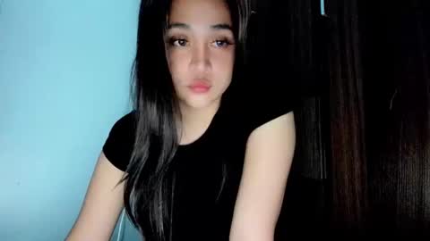 Snapshot of gwynmylove chatting on November 2025 11:31:01 AM Gwyn online show from November 2025 11:31:01 AM