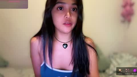 Snapshot of gwynmylove chatting on June 2026 05:22:01 PM Gwyn online show from June 2026 05:22:01 PM