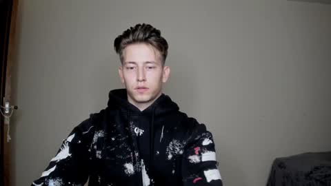 Oliver online show from December 2024 09:43:02 PM