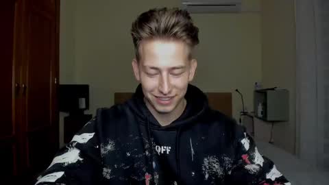 Oliver online show from February 2025 08:36:01 PM