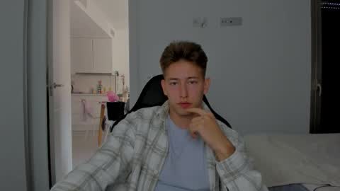 Oliver online show from March 2026 03:29:01 PM