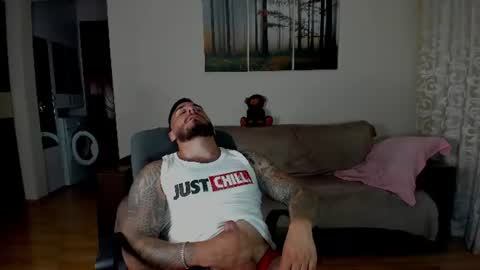 Snapshot of gymdominus chatting on June 2026 03:27:01 PM gymdominus online show from June 2026 03:27:01 PM