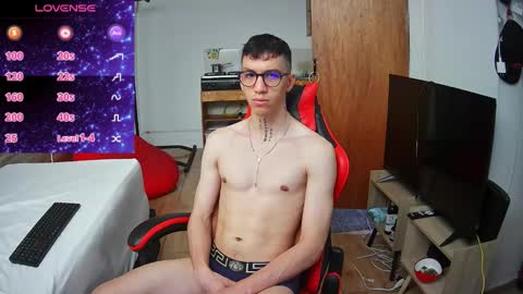 Snapshot of gyo_____ chatting on November 2025 01:10:02 PM gyo online show from November 2025 01:10:02 PM