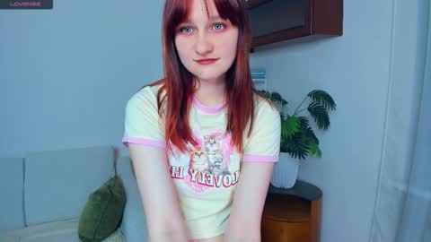 Kelly  Lilly online show from November 2025 06:39:01 PM