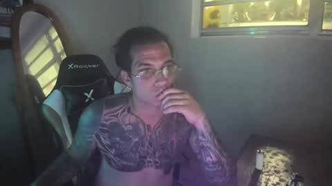 Snapshot of h0lysin chatting on October 2025 09:44:01 AM Alejandro 3 online show from October 2025 09:44:01 AM