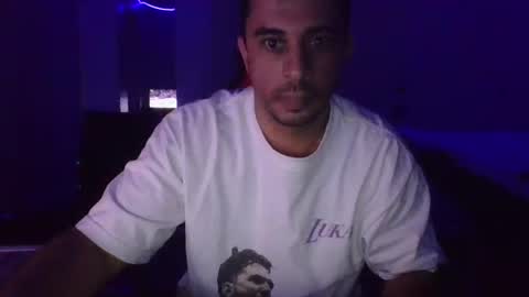 habibi_d online show from October 2025 01:39:01 AM