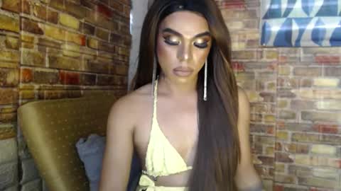 Snapshot of hadasam26 chatting on September 2025 01:06:01 AM SAM online show from September 2025 01:06:01 AM