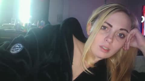 Snapshot of haileyakuma69 chatting on February 2025 05:59:02 AM Hailey and d online show from February 2025 05:59:02 AM