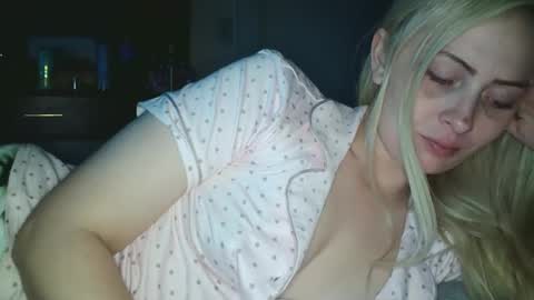 Snapshot of haileyakuma69 chatting on November 2025 09:15:01 AM Hailey and d online show from November 2025 09:15:01 AM