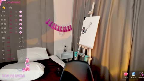 Snapshot of haileyfoxy chatting on February 2025 11:44:02 AM Hailey online show from February 2025 11:44:02 AM