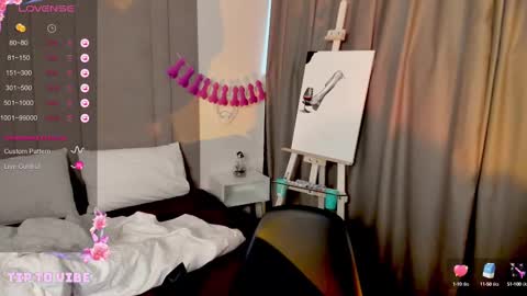 Snapshot of haileyfoxy chatting on February 2025 02:14:01 AM Hailey online show from February 2025 02:14:01 AM