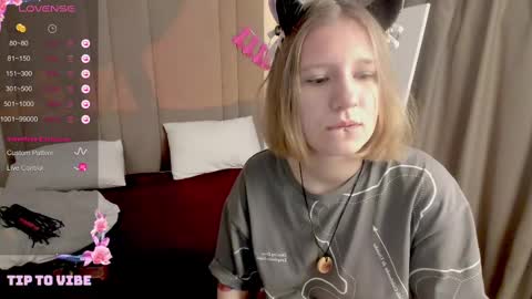 Snapshot of haileyfoxy chatting on March 2025 03:10:02 AM Hailey online show from March 2025 03:10:02 AM