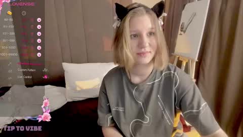 Snapshot of haileyfoxy chatting on March 2025 09:18:02 AM Hailey online show from March 2025 09:18:02 AM