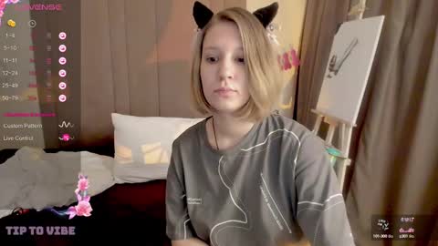 Snapshot of haileyfoxy chatting on March 2025 12:23:01 PM Hailey online show from March 2025 12:23:01 PM