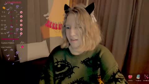 Snapshot of haileyfoxy chatting on March 2025 05:07:02 AM Hailey online show from March 2025 05:07:02 AM