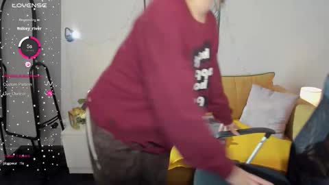 Snapshot of haileyfoxy chatting on September 2025 08:30:02 AM Hailey online show from September 2025 08:30:02 AM