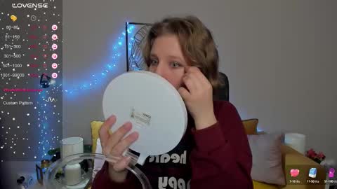 Snapshot of haileyfoxy chatting on October 2025 08:56:02 AM Hailey online show from October 2025 08:56:02 AM