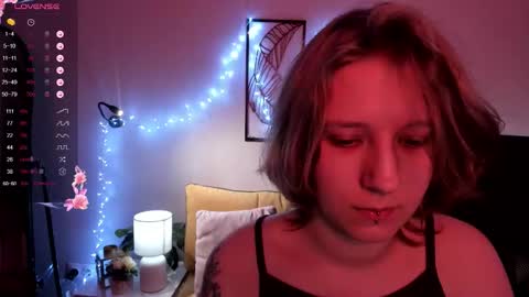 Snapshot of haileyfoxy chatting on October 2025 09:32:02 AM Hailey online show from October 2025 09:32:02 AM