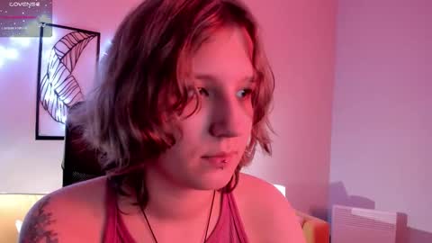 Snapshot of haileyfoxy chatting on October 2025 08:46:01 AM Hailey online show from October 2025 08:46:01 AM