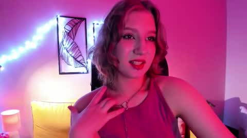 Snapshot of haileyfoxy chatting on November 2025 09:34:01 AM Hailey online show from November 2025 09:34:01 AM