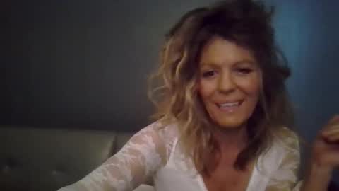 Snapshot of haileys123 chatting on October 2025 08:58:01 PM Hailey online show from October 2025 08:58:01 PM