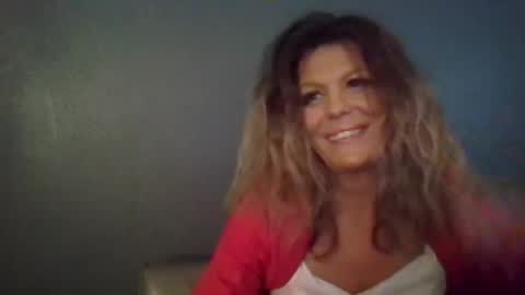 Hailey online show from December 2025 10:17:02 PM