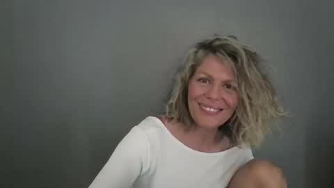 Hailey online show from March 2026 08:35:02 PM