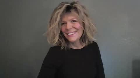 Hailey online show from April 2026 05:48:02 PM