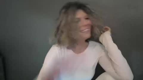 Hailey online show from April 2026 05:15:01 PM