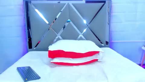 haily_hot_girl online show from March 2026 07:31:01 PM
