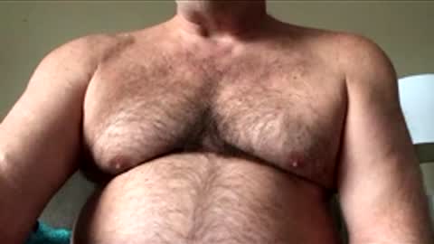 Snapshot of hairbear5 chatting on February 2026 04:40:02 PM Bruce online show from February 2026 04:40:02 PM