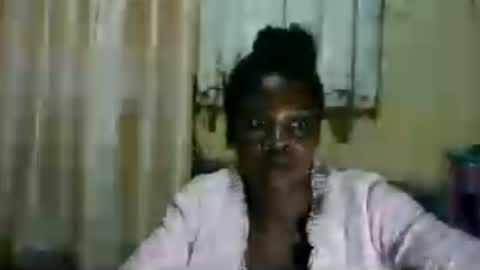Snapshot of hairy_africanbae chatting on June 2026 04:15:01 AM hairy_africanbae online show from June 2026 04:15:01 AM