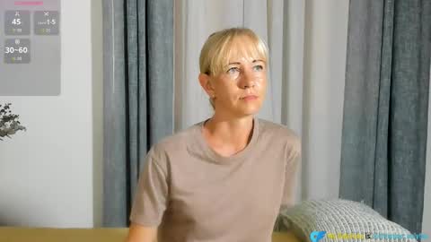 Christine -  online show from December 2025 12:47:01 PM