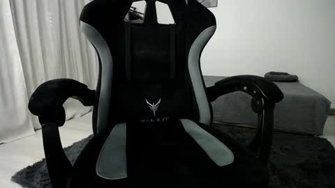 Snapshot of hairycuss chatting on December 2024 01:28:02 AM Adam online show from December 2024 01:28:02 AM