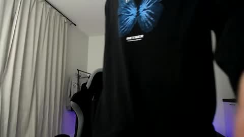 Snapshot of hairycuss chatting on March 2025 05:49:02 PM Adam online show from March 2025 05:49:02 PM