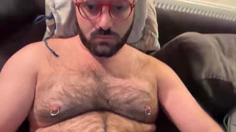 Hairy Guy online show from October 2025 10:15:01 PM