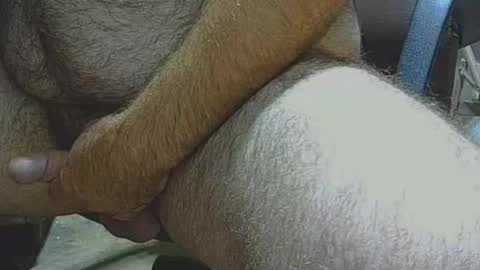 Snapshot of hairysmallfat chatting on June 2026 01:21:01 AM hairysmallfat online show from June 2026 01:21:01 AM
