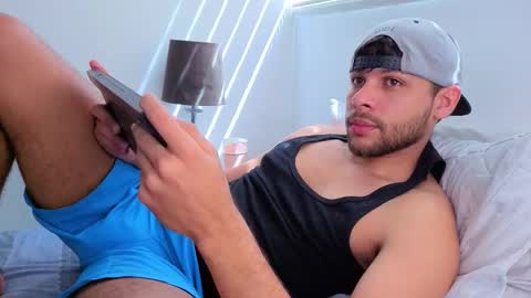 Snapshot of haku_kanjii chatting on December 2025 03:39:02 PM Independent model online show from December 2025 03:39:02 PM