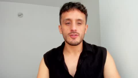 halle_1 online show from June 2026 07:12:02 PM