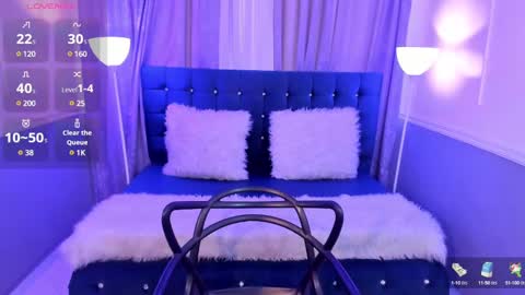 Halls Red online show from February 2025 09:46:01 PM