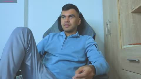 hamiltong12 online show from April 2026 02:53:02 PM