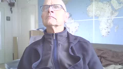 Snapshot of hamto65 chatting on February 2025 09:53:02 AM Prefer men 80 online show from February 2025 09:53:02 AM