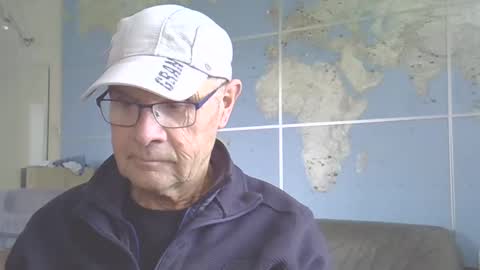 Snapshot of hamto65 chatting on February 2025 02:04:02 PM Prefer men 80 online show from February 2025 02:04:02 PM