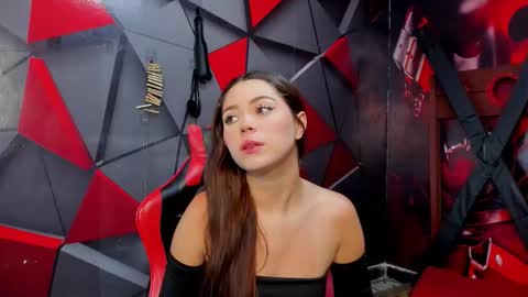 Snapshot of hana_and_zeta chatting on October 2025 12:12:02 PM Hana and Zeta online show from October 2025 12:12:02 PM